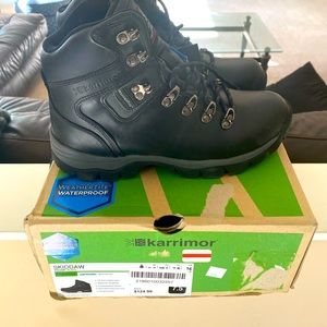 Womens hiking boots